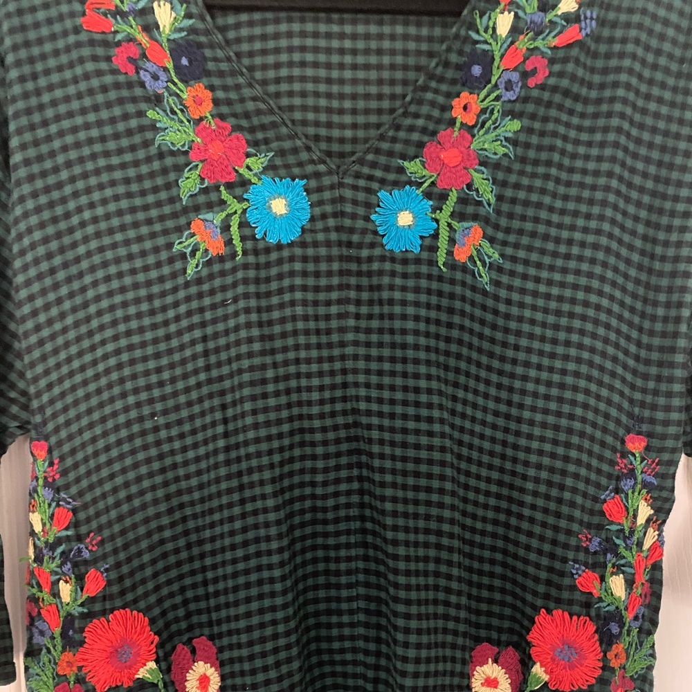 Dress - Picture 3 of 3
